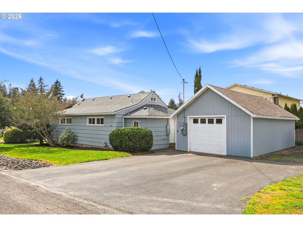 896 5th St, Lafayette, OR 97127