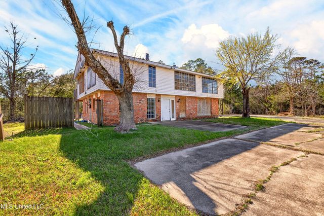 10149 River Drive, Bay Saint Louis, MS 39520