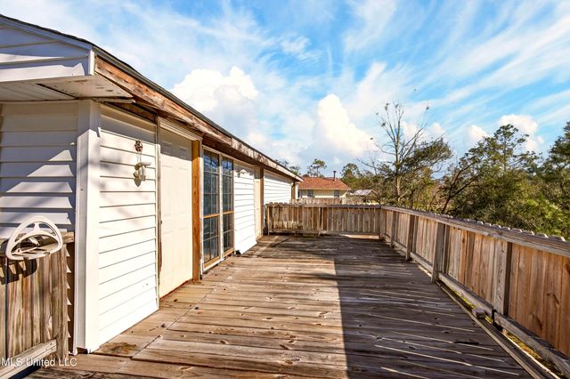 10149 River Drive, Bay Saint Louis, MS 39520