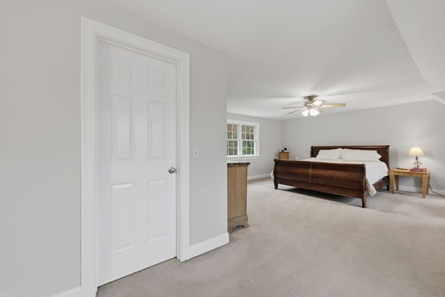 324 West Sutton Road, Sutton, MA 01590