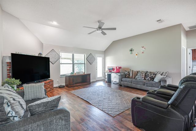 8525 County Road 528, Burleson, TX 76028