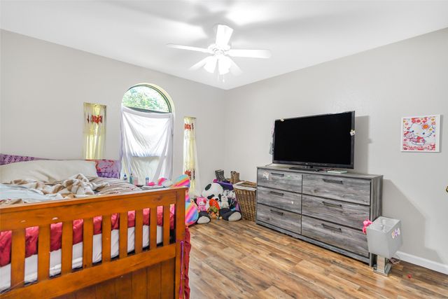 8525 County Road 528, Burleson, TX 76028