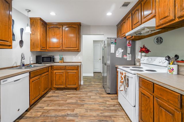 8525 County Road 528, Burleson, TX 76028