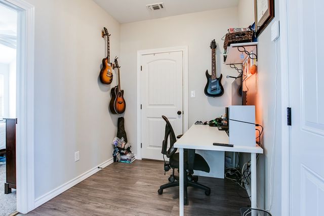 8435 Lynx Lane, San Angelo, TX 76901