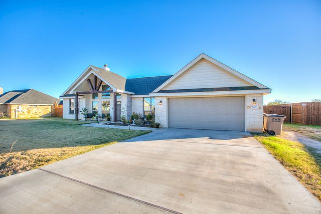 8435 Lynx Lane, San Angelo, TX 76901