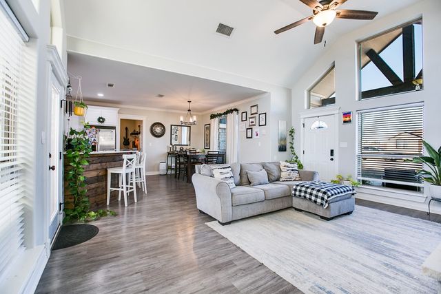 8435 Lynx Lane, San Angelo, TX 76901