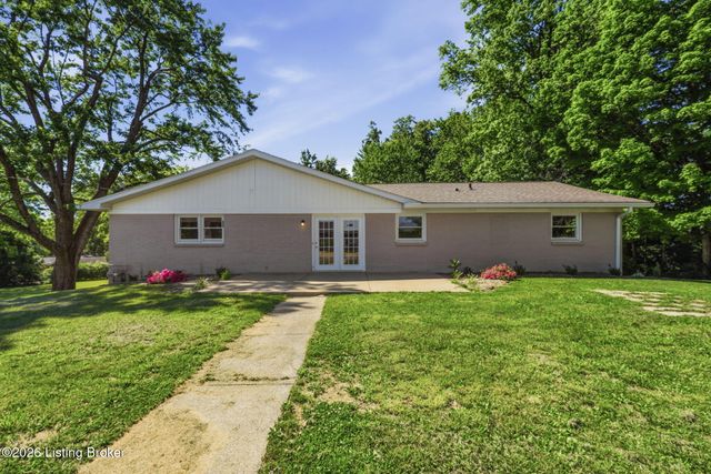 213 W French St, Elizabethtown, KY 42701