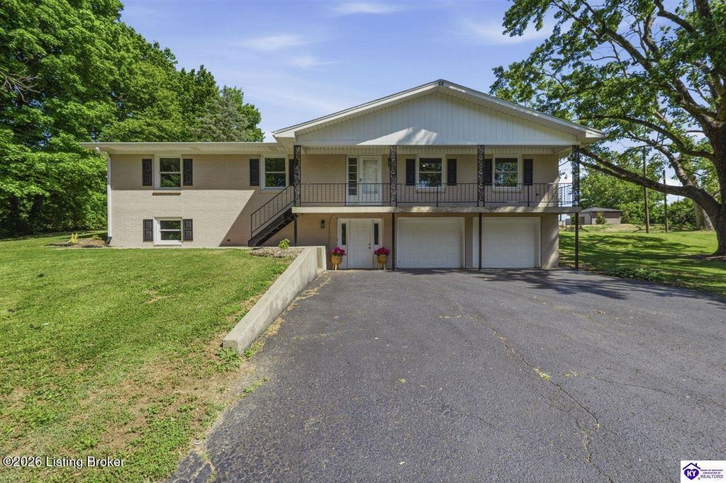213 W French St, Elizabethtown, KY 42701
