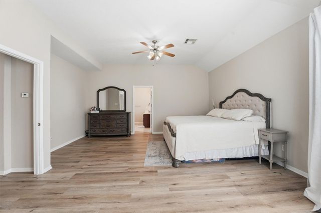 6810 Oaken Gate Way, Humble, TX 77338