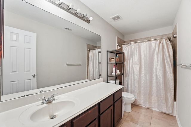 6810 Oaken Gate Way, Humble, TX 77338