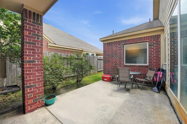 6810 Oaken Gate Way, Humble, TX 77338