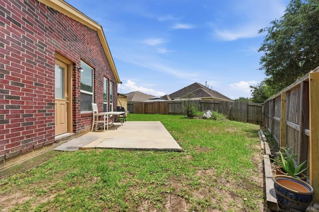 6810 Oaken Gate Way, Humble, TX 77338