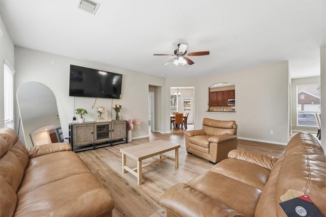 6810 Oaken Gate Way, Humble, TX 77338
