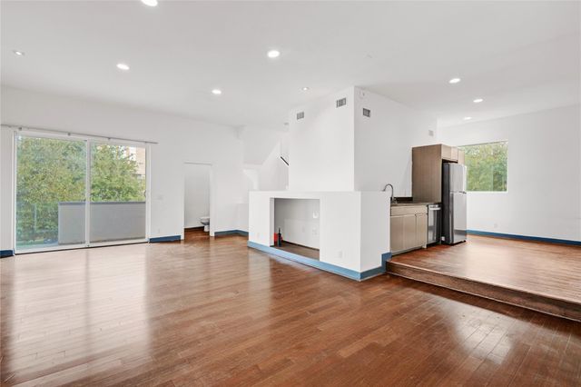 3910 Austin Street, Houston, TX 77004