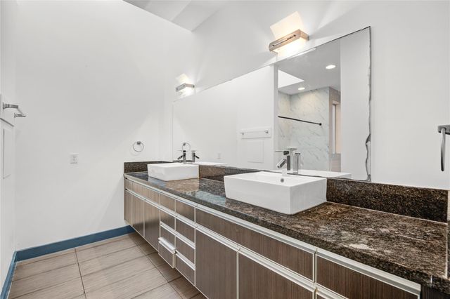 3910 Austin Street, Houston, TX 77004