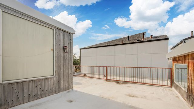 3910 Austin Street, Houston, TX 77004