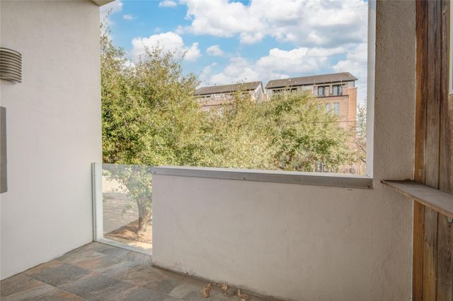 3910 Austin Street, Houston, TX 77004