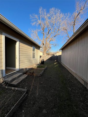 5906 Green Acres, Austin, TX 78727