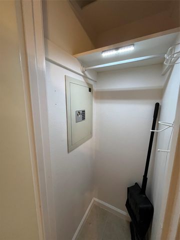 5906 Green Acres, Austin, TX 78727