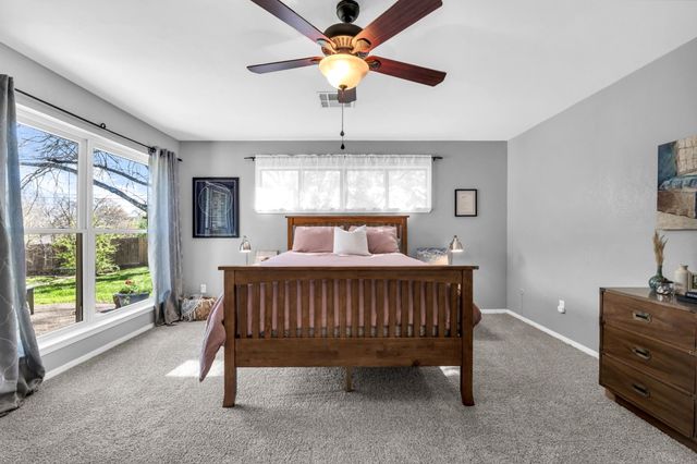 10010 Burgundy Lane, Woodway, TX 76712