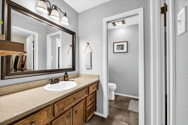 10010 Burgundy Lane, Woodway, TX 76712