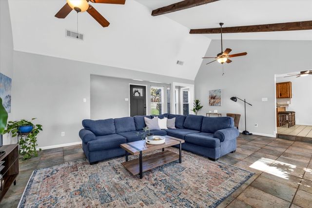 10010 Burgundy Lane, Woodway, TX 76712