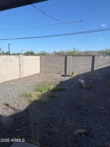 2431 E PUEBLO Avenue, Phoenix, AZ 85040