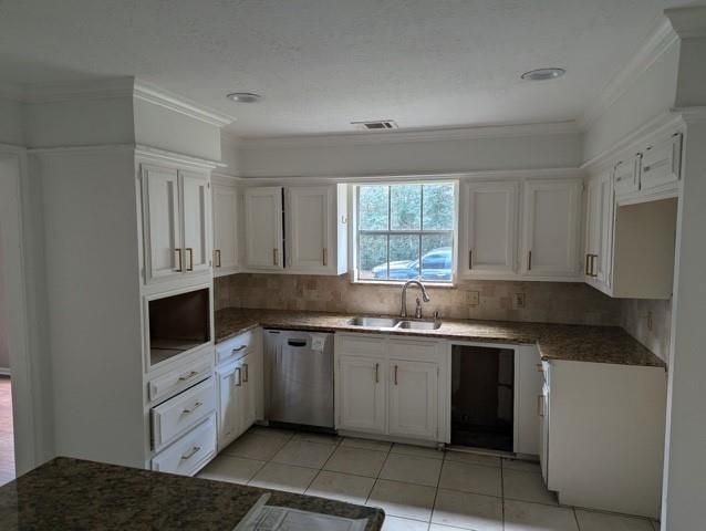 3403 Willow Ridge Drive, Kingwood, TX 77339