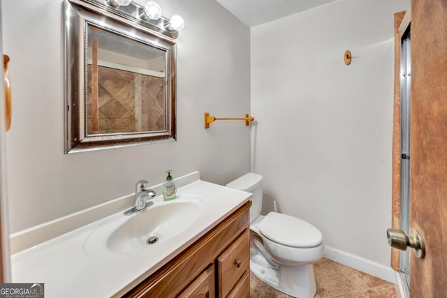 102 Geoffrey Lane, Oxford, GA 30054