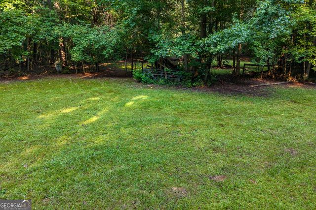 102 Geoffrey Lane, Oxford, GA 30054