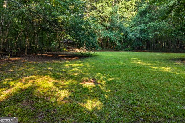 102 Geoffrey Lane, Oxford, GA 30054