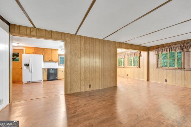 102 Geoffrey Lane, Oxford, GA 30054