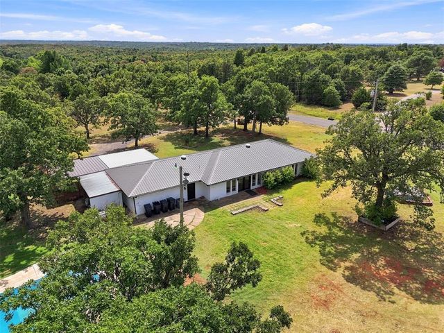 13904 S Dobbs Road, Mcloud, OK 74851