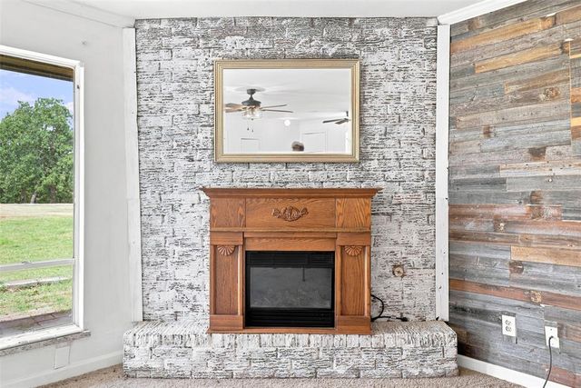 13904 S Dobbs Road, Mcloud, OK 74851