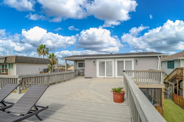 400 Ling, Bayou Vista, TX 77563