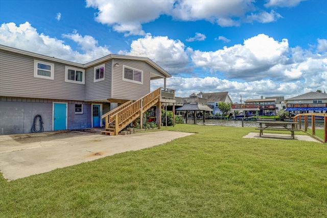 400 Ling, Bayou Vista, TX 77563