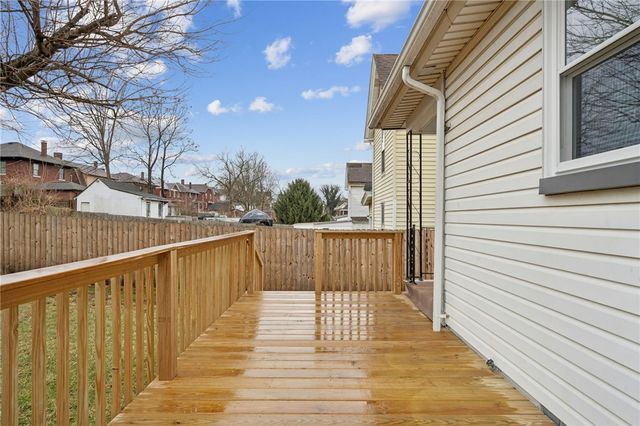 414 Guy St, Jeannette, PA 15644