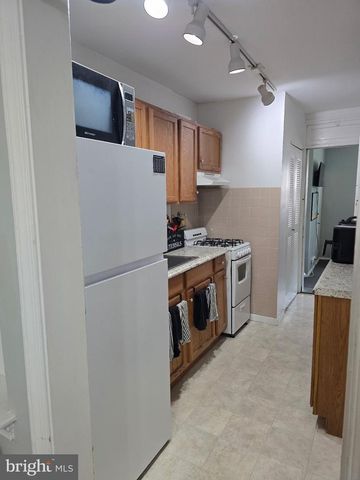 1217 30TH ST SE, Washington, DC 20019