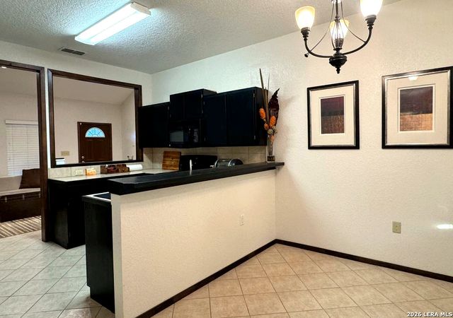 714 Houston, Pleasanton, TX 78064