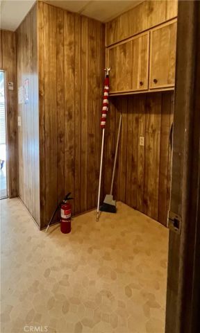 1111 W Johnston Avenue, Hemet, CA 92543