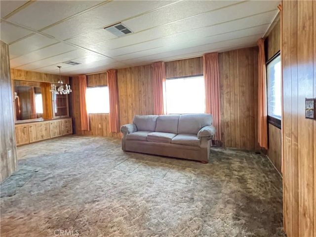 1111 W Johnston Avenue, Hemet, CA 92543