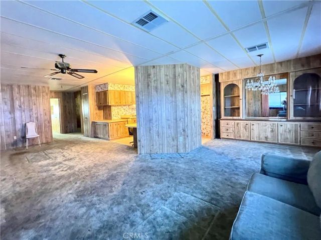 1111 W Johnston Avenue, Hemet, CA 92543