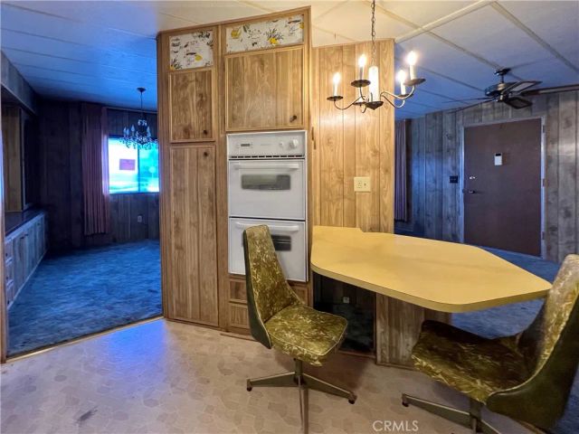 1111 W Johnston Avenue, Hemet, CA 92543