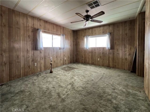 1111 W Johnston Avenue, Hemet, CA 92543