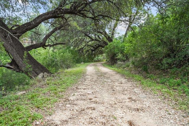 24900 Pedernales Canyon TRL, Spicewood, TX 78669