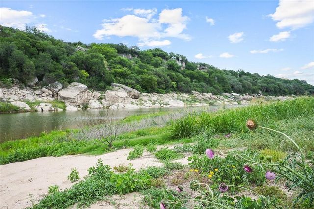 24900 Pedernales Canyon TRL, Spicewood, TX 78669