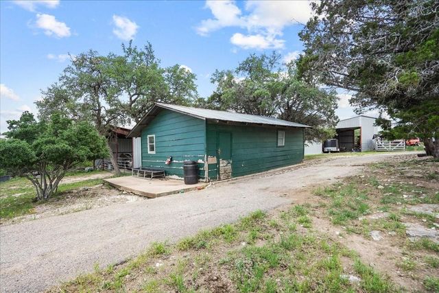 24900 Pedernales Canyon TRL, Spicewood, TX 78669