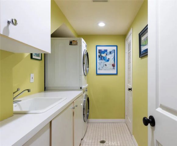 31953 10th Avenue, Laguna Beach, CA 92651