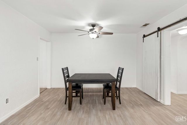 3130 16th Street, Bakersfield, CA 93301