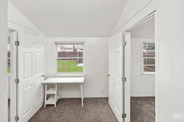 3130 16th Street, Bakersfield, CA 93301